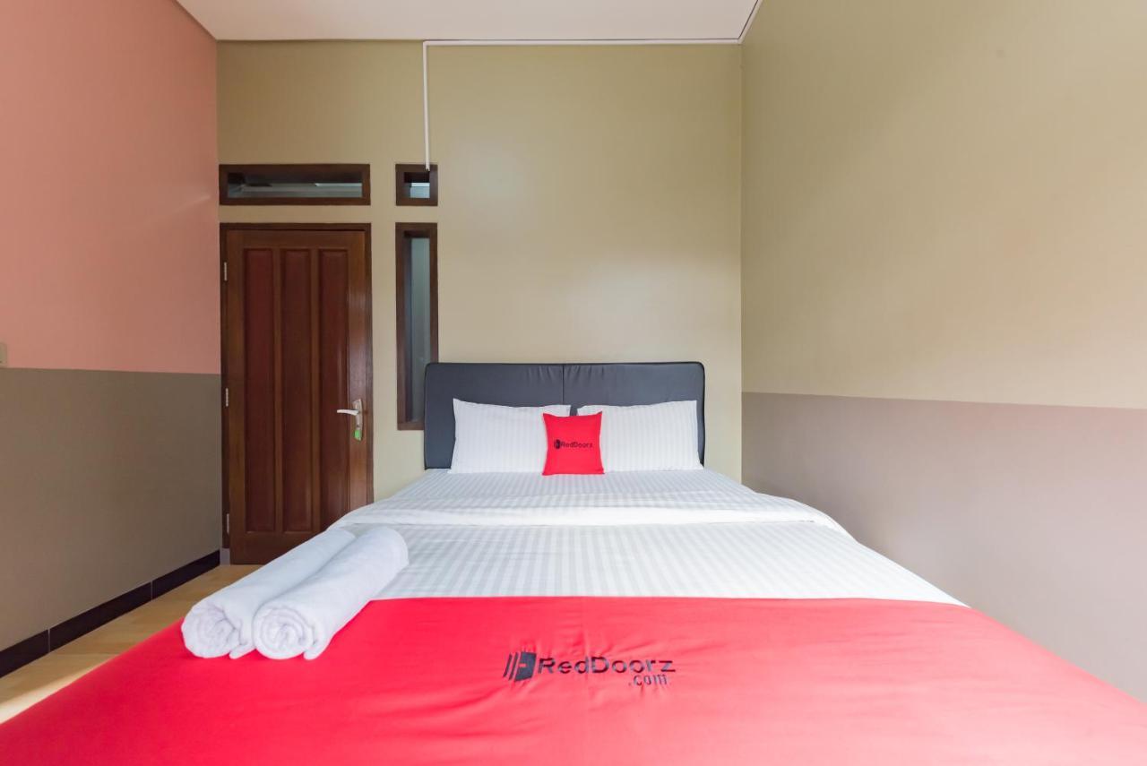 OYO 90026 Guest House Teras Waruga Syariah Cimahi Bagian luar foto