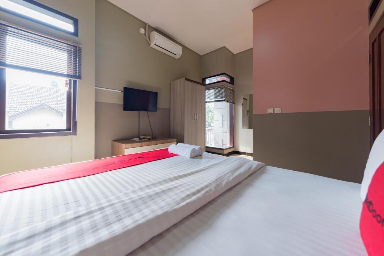 OYO 90026 Guest House Teras Waruga Syariah Cimahi Bagian luar foto